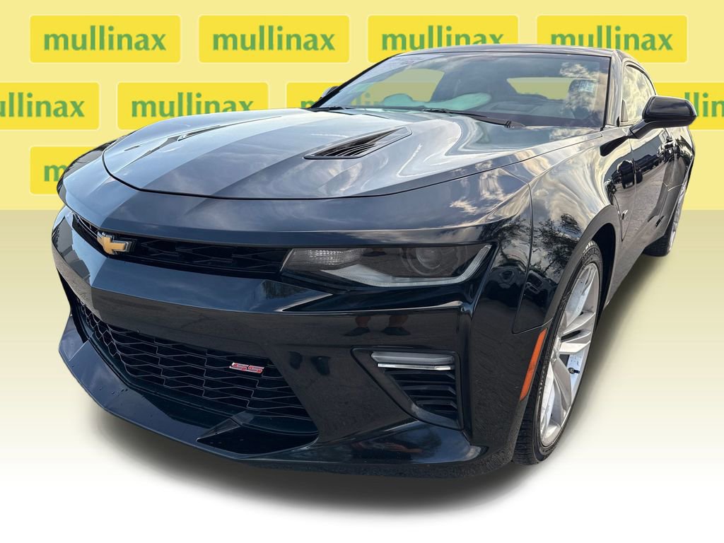 Used 2017 Chevrolet Camaro SS image 11