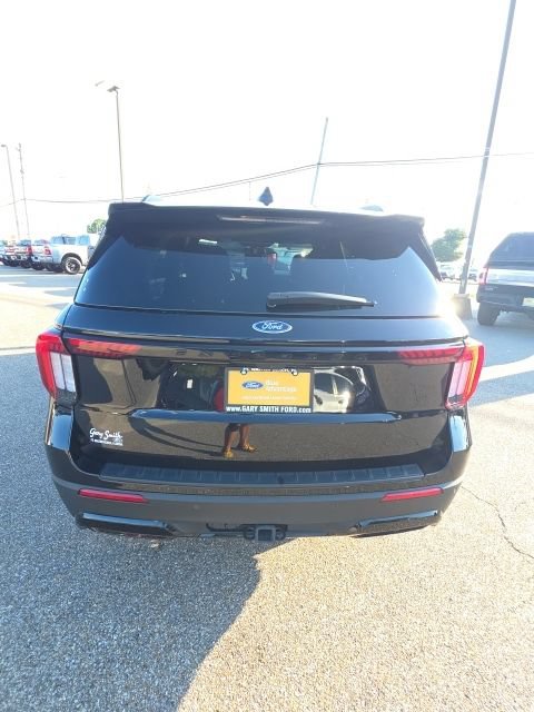Certified 2025 Ford Explorer ST-Line RWD image 7