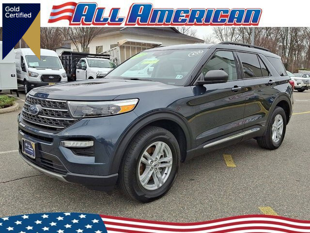 Certified 2022 Ford Explorer XLT w/ Equipment Group 202A image 1