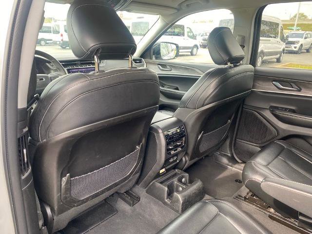 Used 2023 Jeep Grand Cherokee L Limited image 30