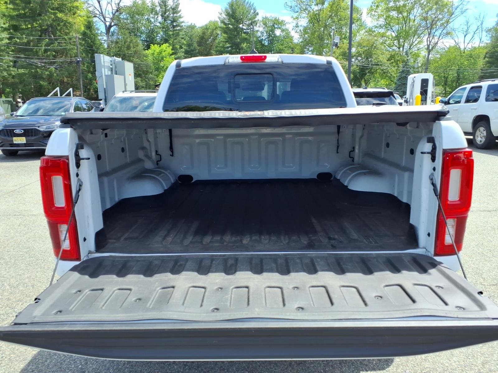 Certified 2023 Ford Ranger Lariat w/ Tremor Off-Road Package AWD/4WD image 15