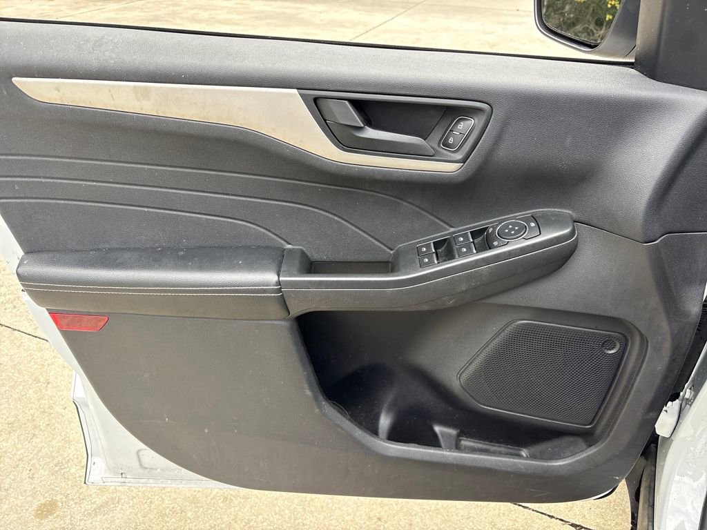 Certified 2022 Ford Escape SE image 15