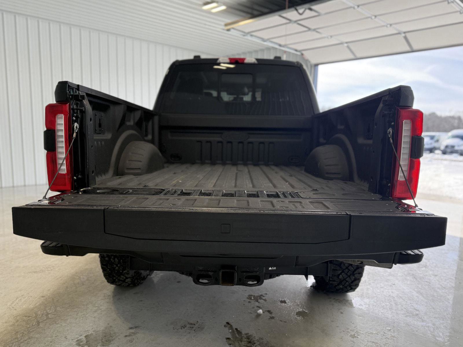 Certified 2023 Ford F350 Lariat w/ Lariat Ultimate Package image 9