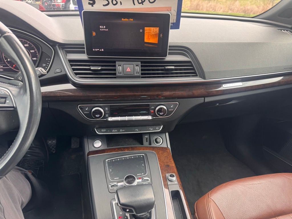 Used 2018 Audi Q5 2.0T Premium Plus w/ Premium Plus Package AWD/4WD image 11