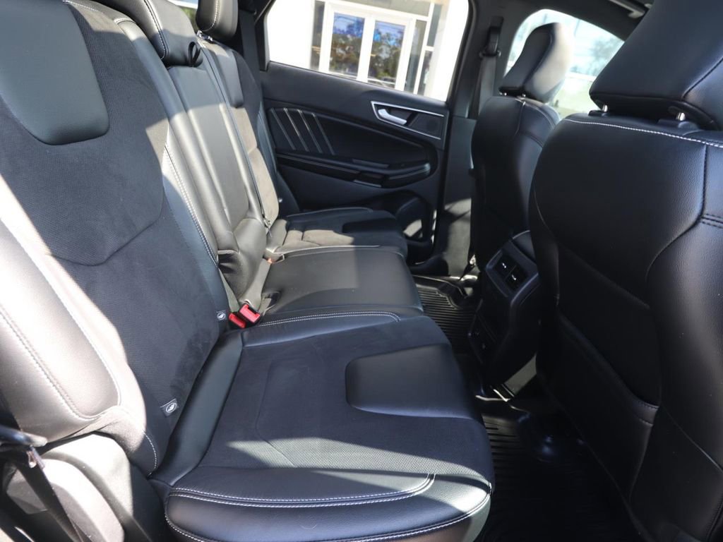 Certified 2022 Ford Edge ST w/ Equipment Group 401A AWD/4WD image 23
