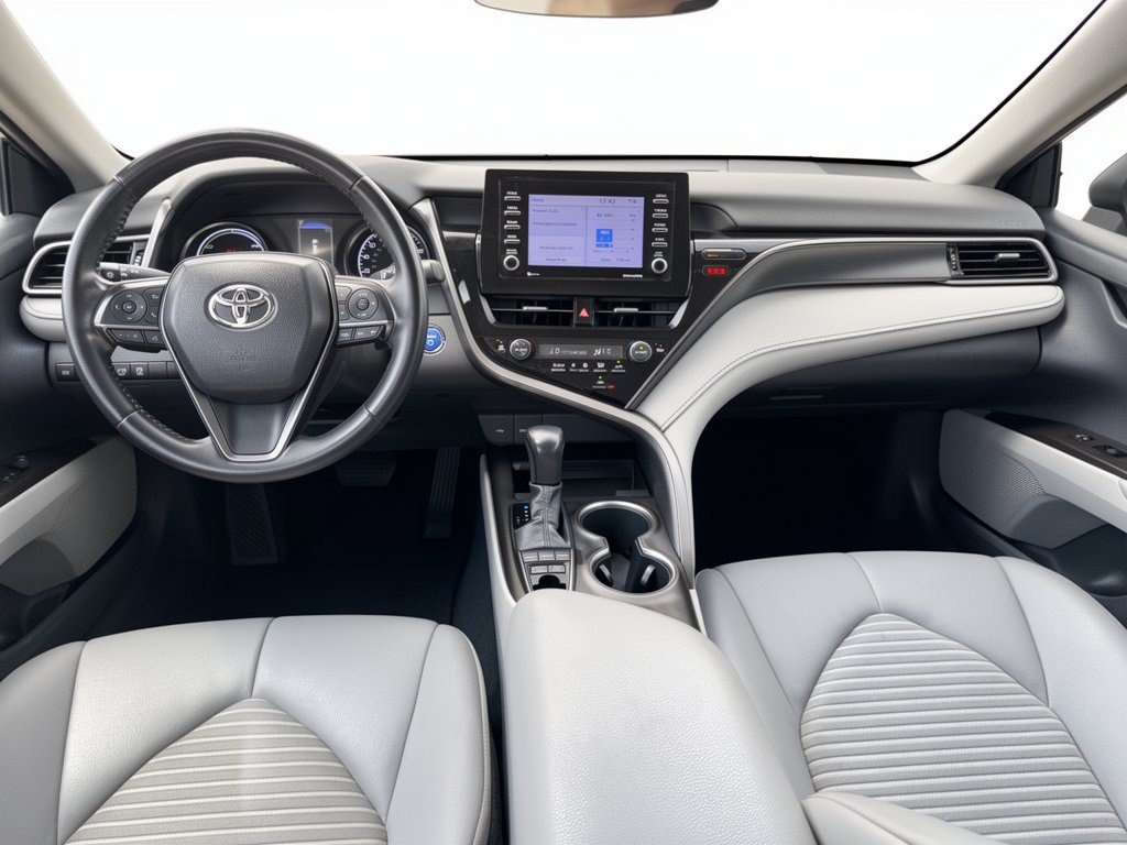 Used 2023 Toyota Camry SE FWD image 17
