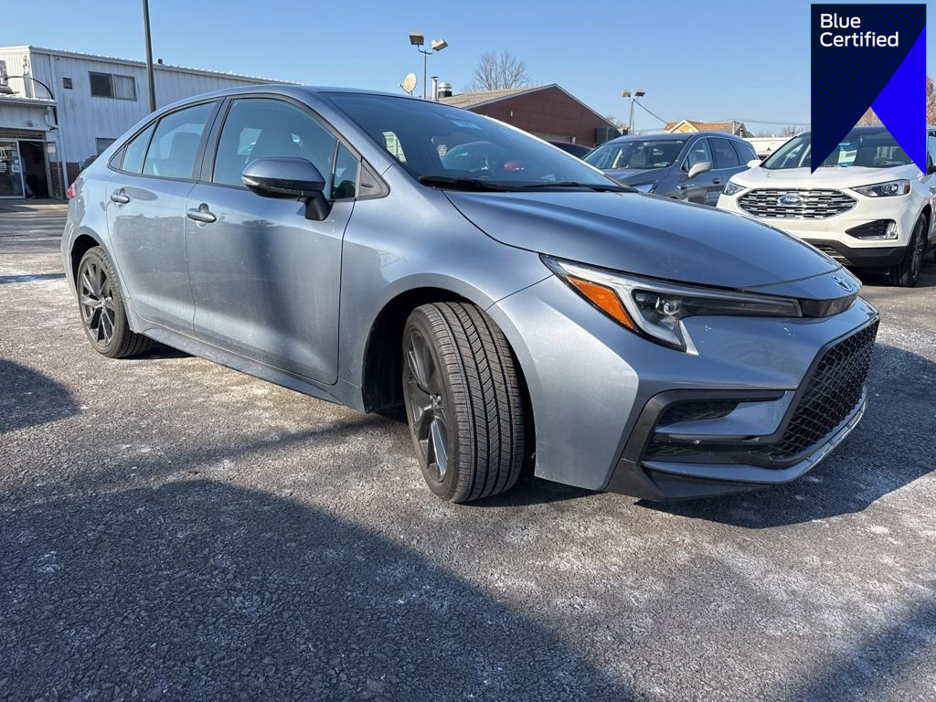 Used 2024 Toyota Corolla SE image 1