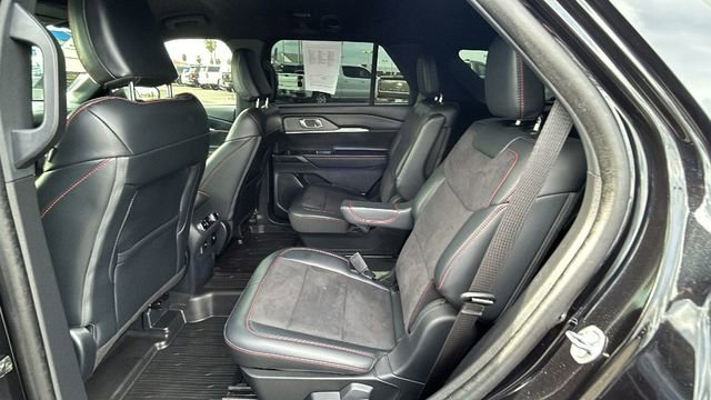 Certified 2025 Ford Explorer ST RWD image 16