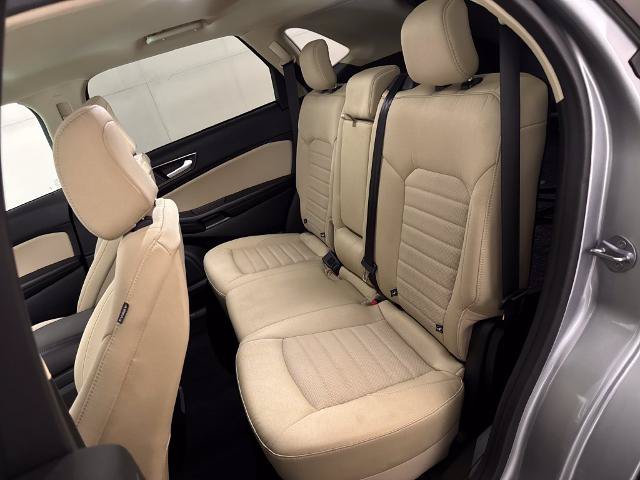 Certified 2024 Ford Edge SE w/ Black Appearance Package AWD/4WD image 23