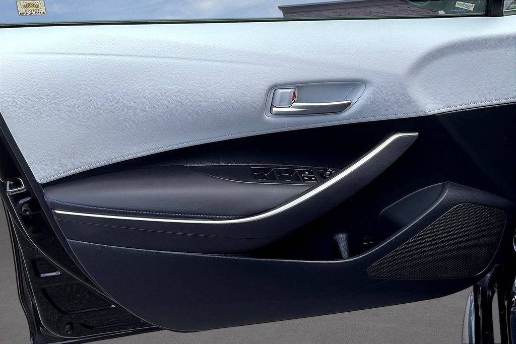 Used 2020 Toyota Corolla SE FWD image 18