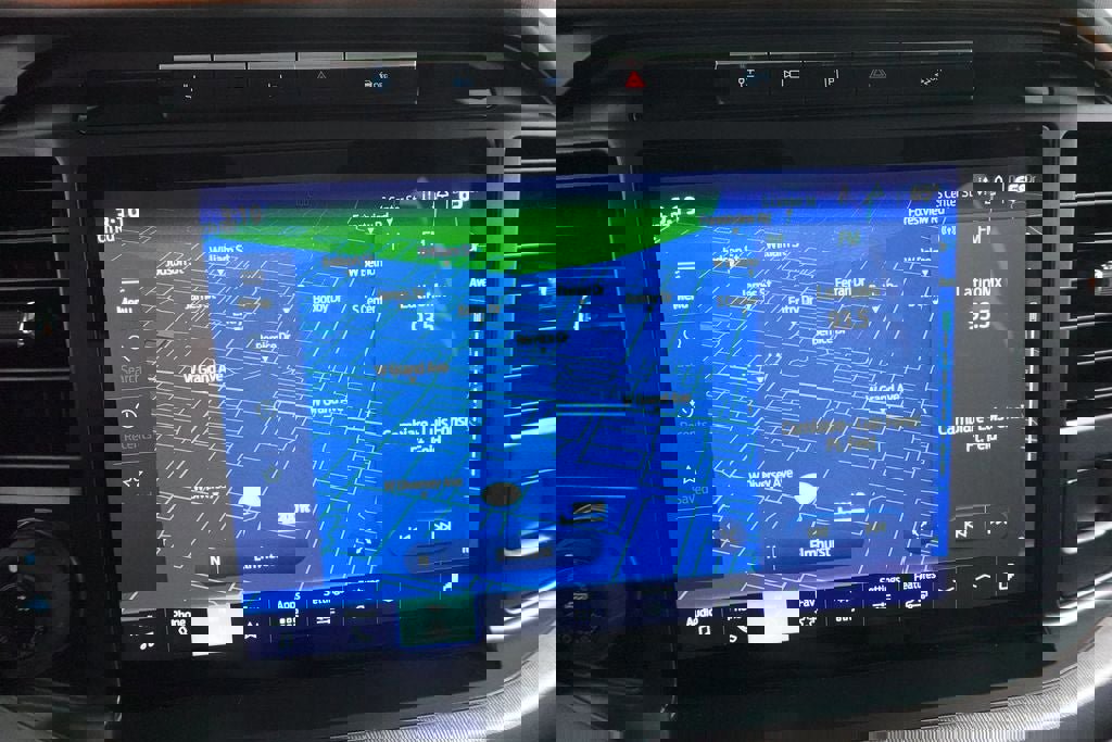 Certified 2024 Ford F150 Platinum w/ Equipment Group 703A Plus image 19