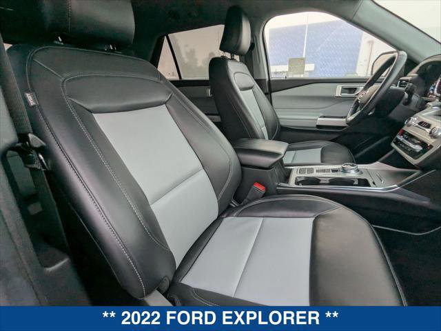 Certified 2022 Ford Explorer XLT w/ Equipment Group 202A image 25