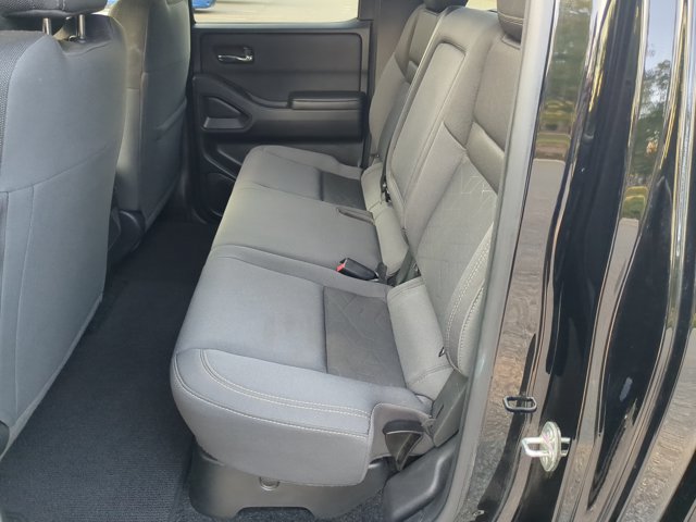 Used 2025 Nissan Frontier SV AWD/4WD image 28