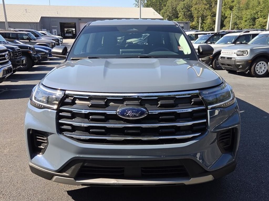 Certified 2026 Ford Explorer Active RWD image 22