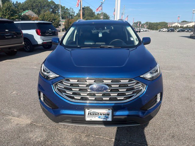 Certified 2022 Ford Edge SEL w/ Convenience Package AWD/4WD image 2