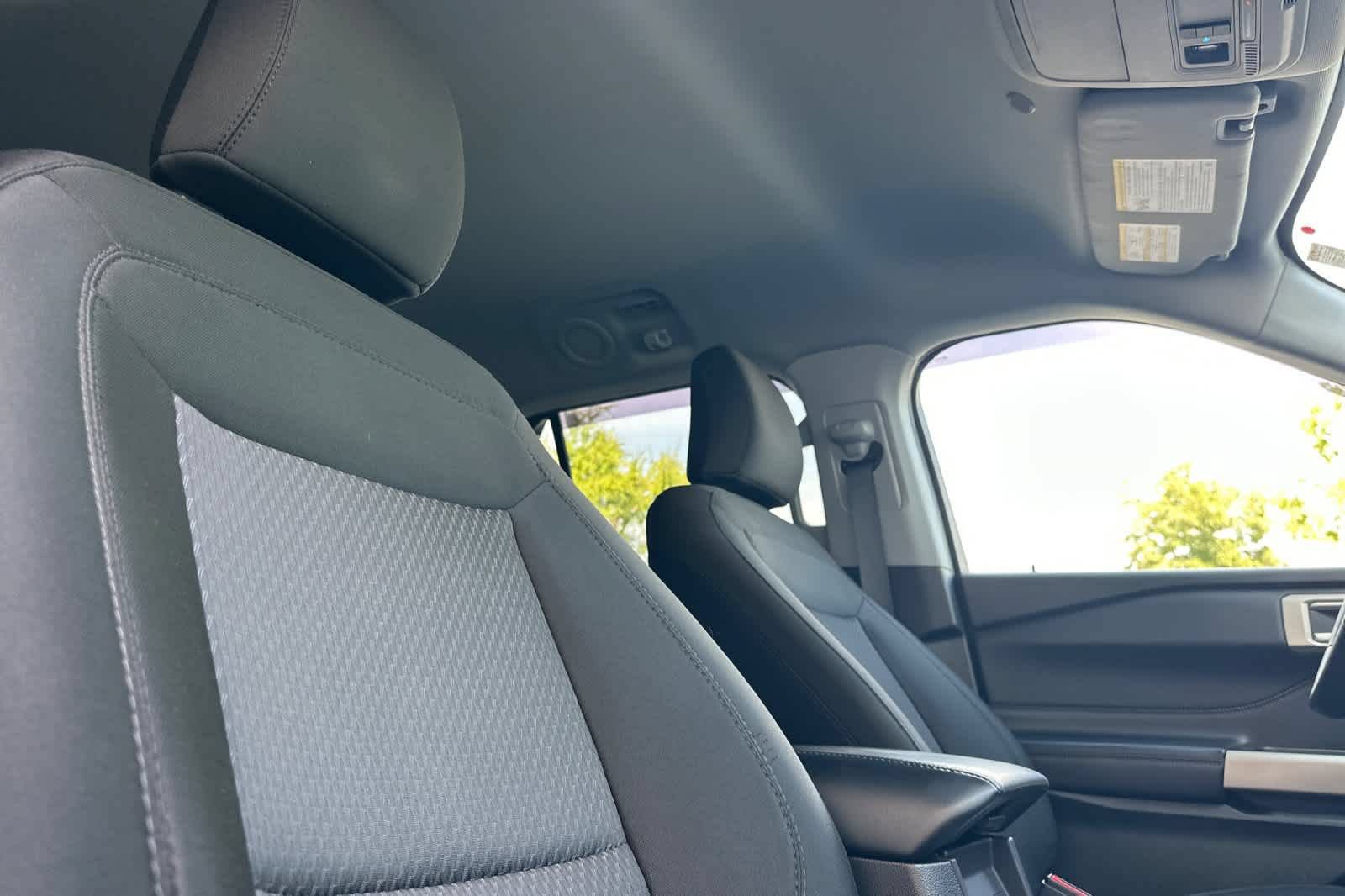 Certified 2023 Ford Explorer XLT AWD/4WD image 19