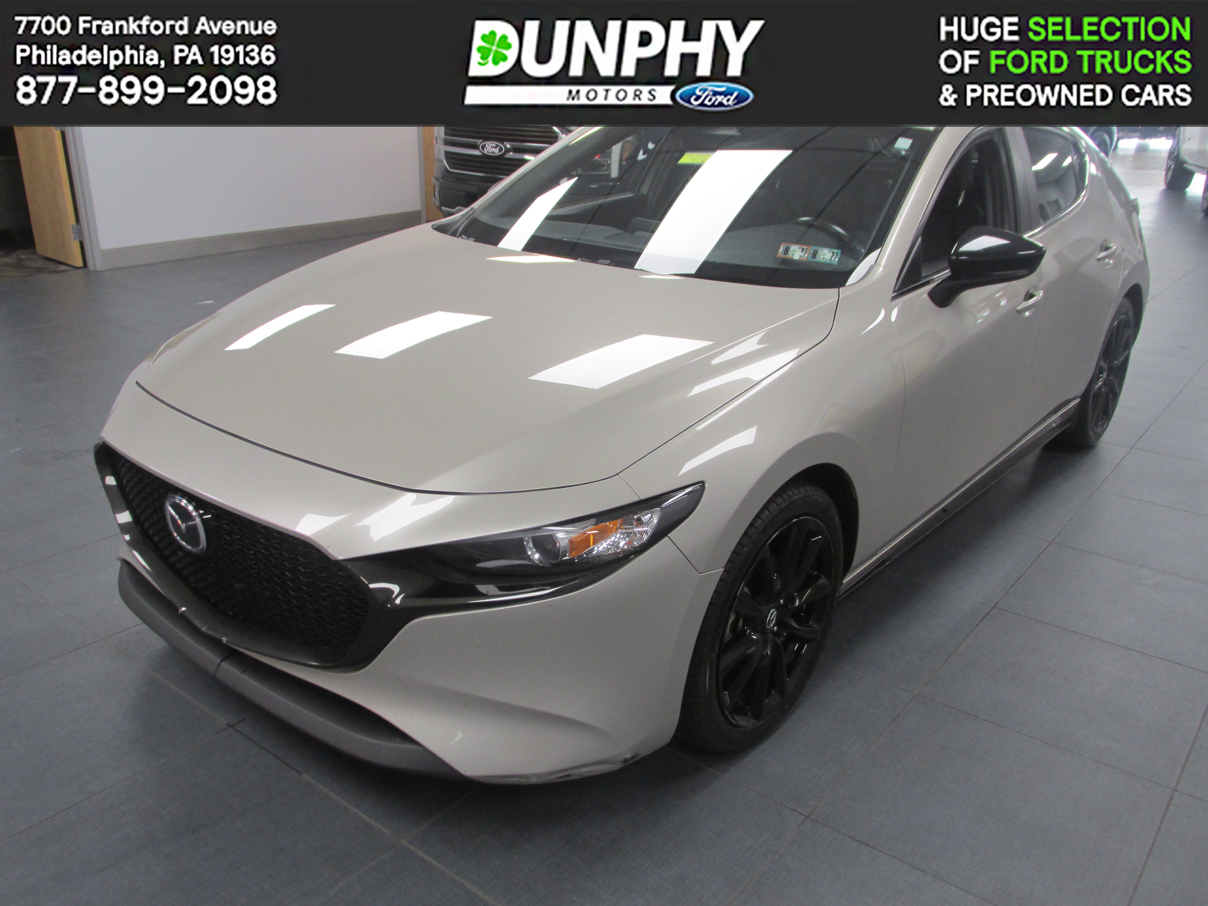 Used 2024 MAZDA MAZDA3 s FWD image 1
