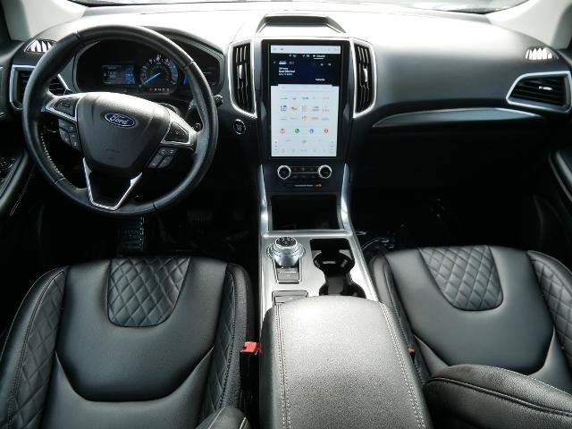 Certified 2023 Ford Edge Titanium AWD/4WD image 15