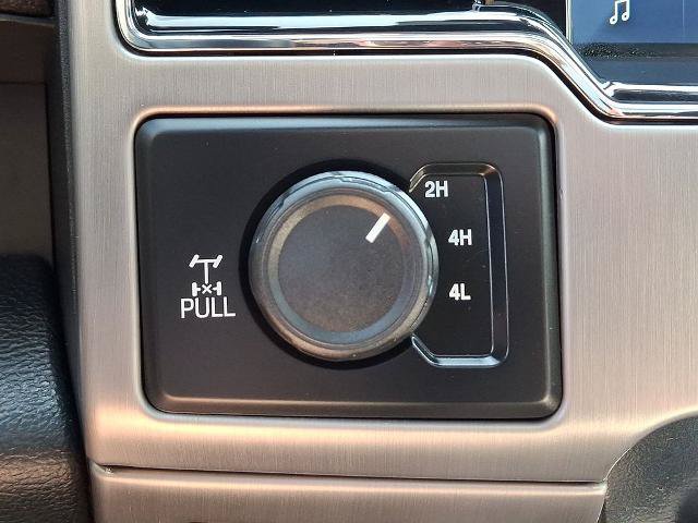 Certified 2022 Ford F350 Platinum AWD/4WD image 25
