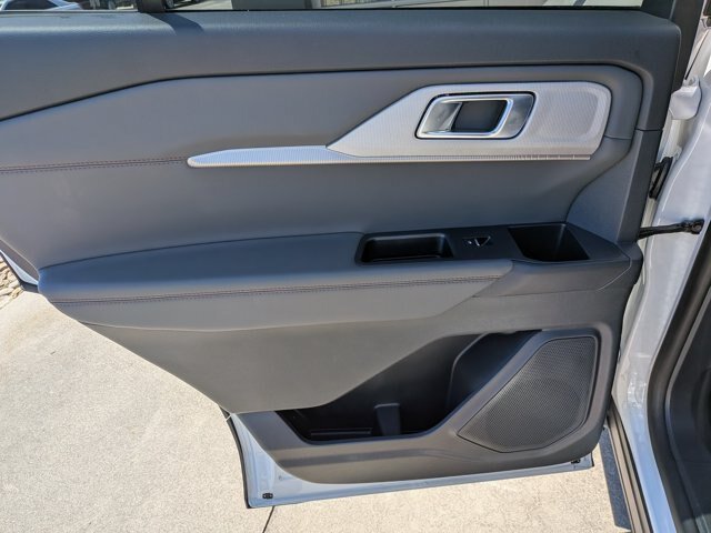 Certified 2025 Ford Explorer Active w/ Active Comfort Package AWD/4WD image 27