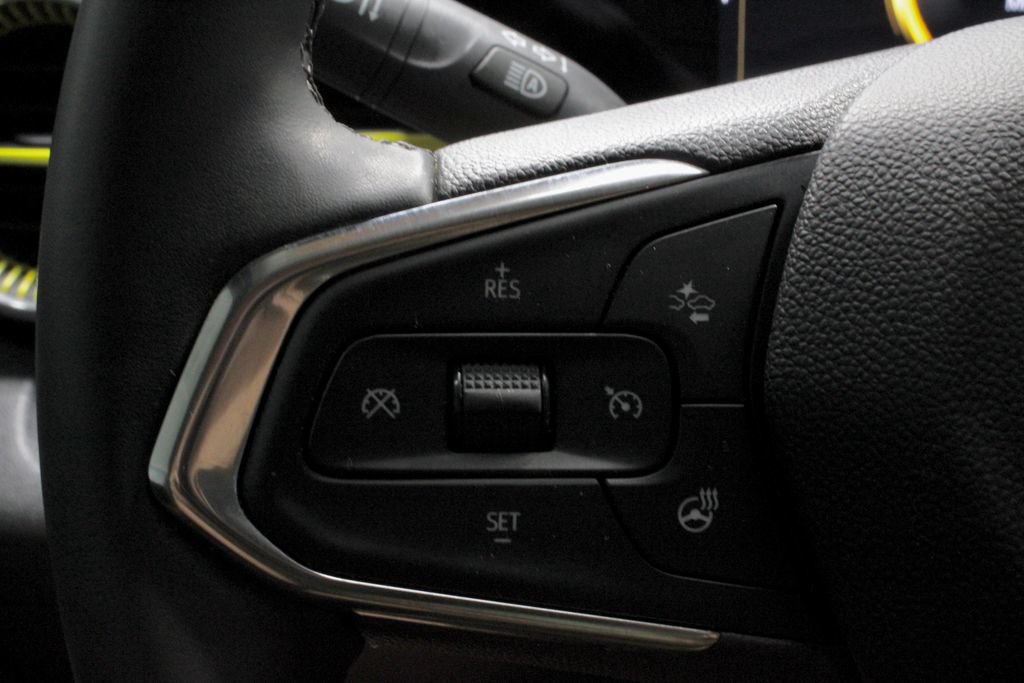 Used 2025 Chevrolet Trax ACTIV w/ Driver Confidence Package FWD image 26