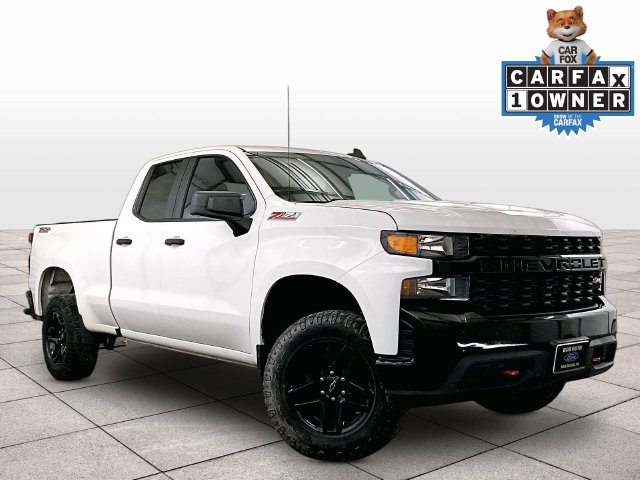Used 2020 Chevrolet Silverado 1500 Custom Trail Boss w/ Custom Convenience Package AWD/4WD image 2