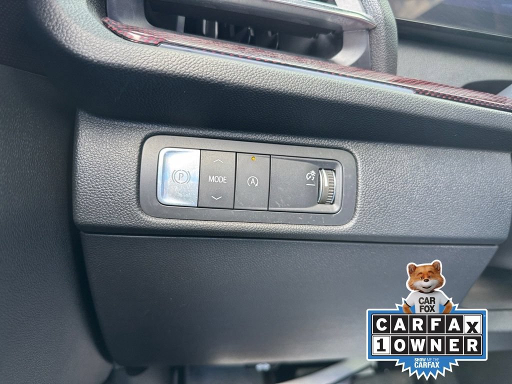 Used 2026 Chevrolet Traverse RS FWD image 38