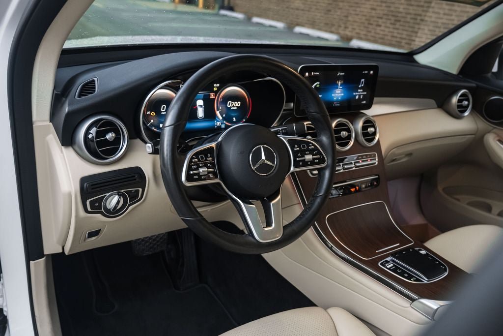 Used 2021 Mercedes-Benz GLC 300 4MATIC image 20
