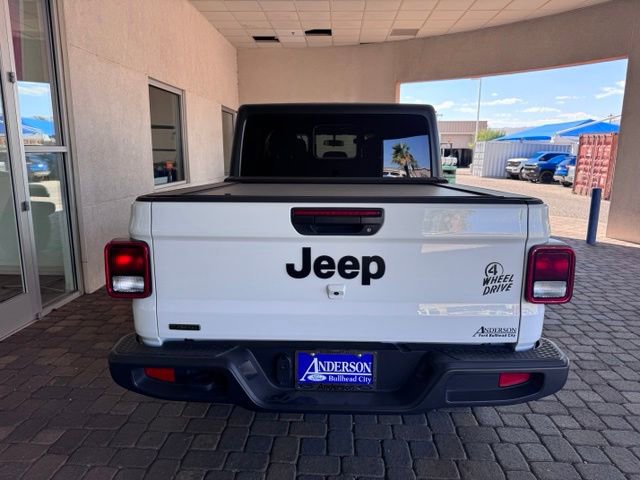 Used 2022 Jeep Gladiator Sport AWD/4WD image 4