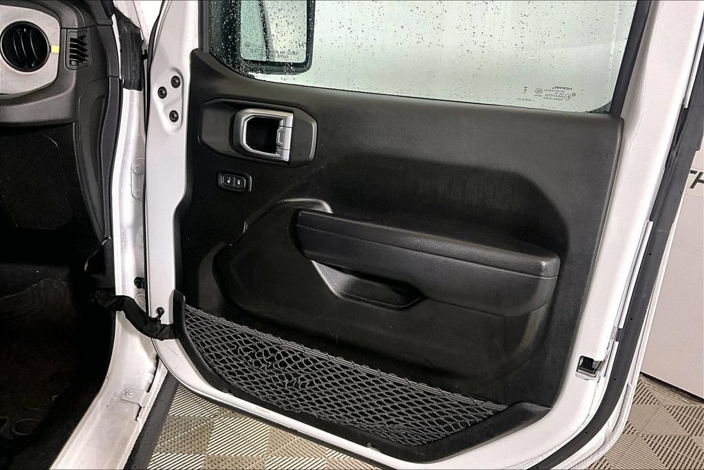Used 2025 Jeep Wrangler Unlimited Sport AWD/4WD image 19