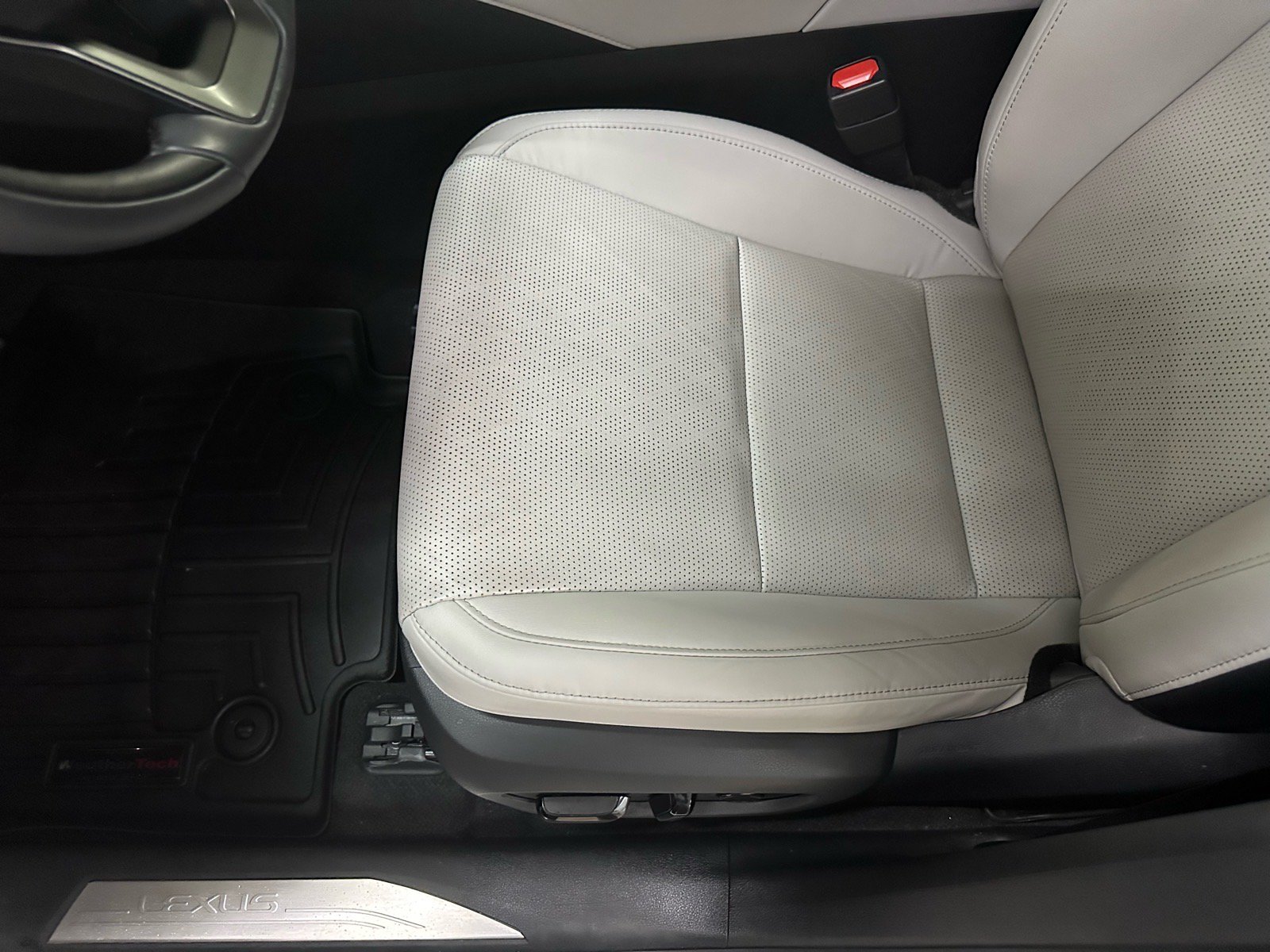 Used 2024 Lexus RX 350 w/ Convenience Package AWD/4WD image 22