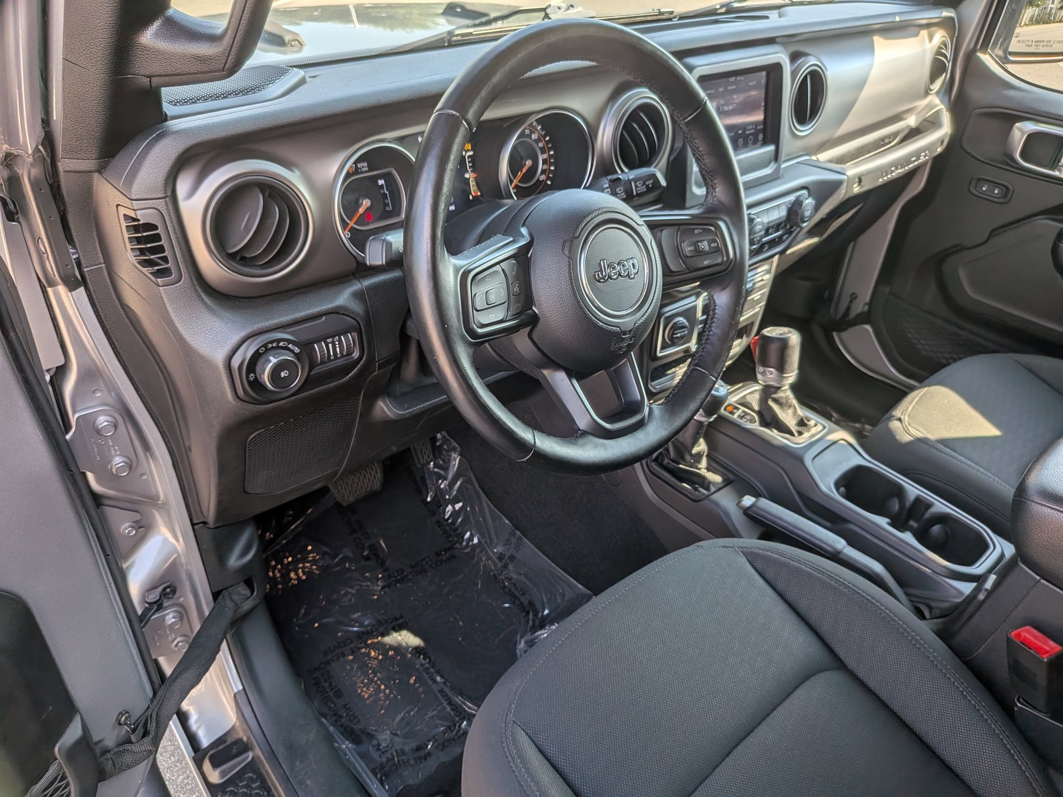 Used 2020 Jeep Wrangler Unlimited Sport AWD/4WD image 15