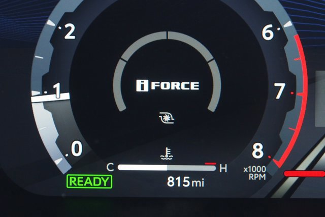 Used 2025 Toyota Tacoma TRD Sport image 31