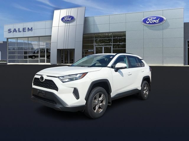 Used 2024 Toyota RAV4 XLE w/ Convenience Package AWD/4WD image 6
