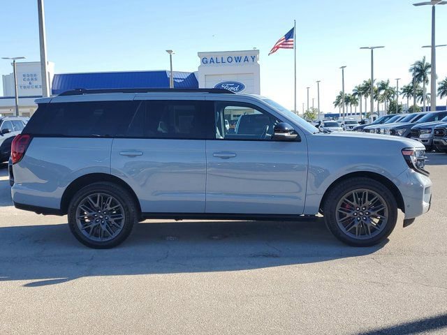 Certified 2025 Ford Expedition Platinum w/ Stealth Performance Package image 6