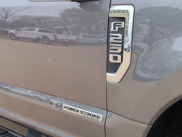 Certified 2022 Ford F250 Lariat w/ Lariat Ultimate Package image 14