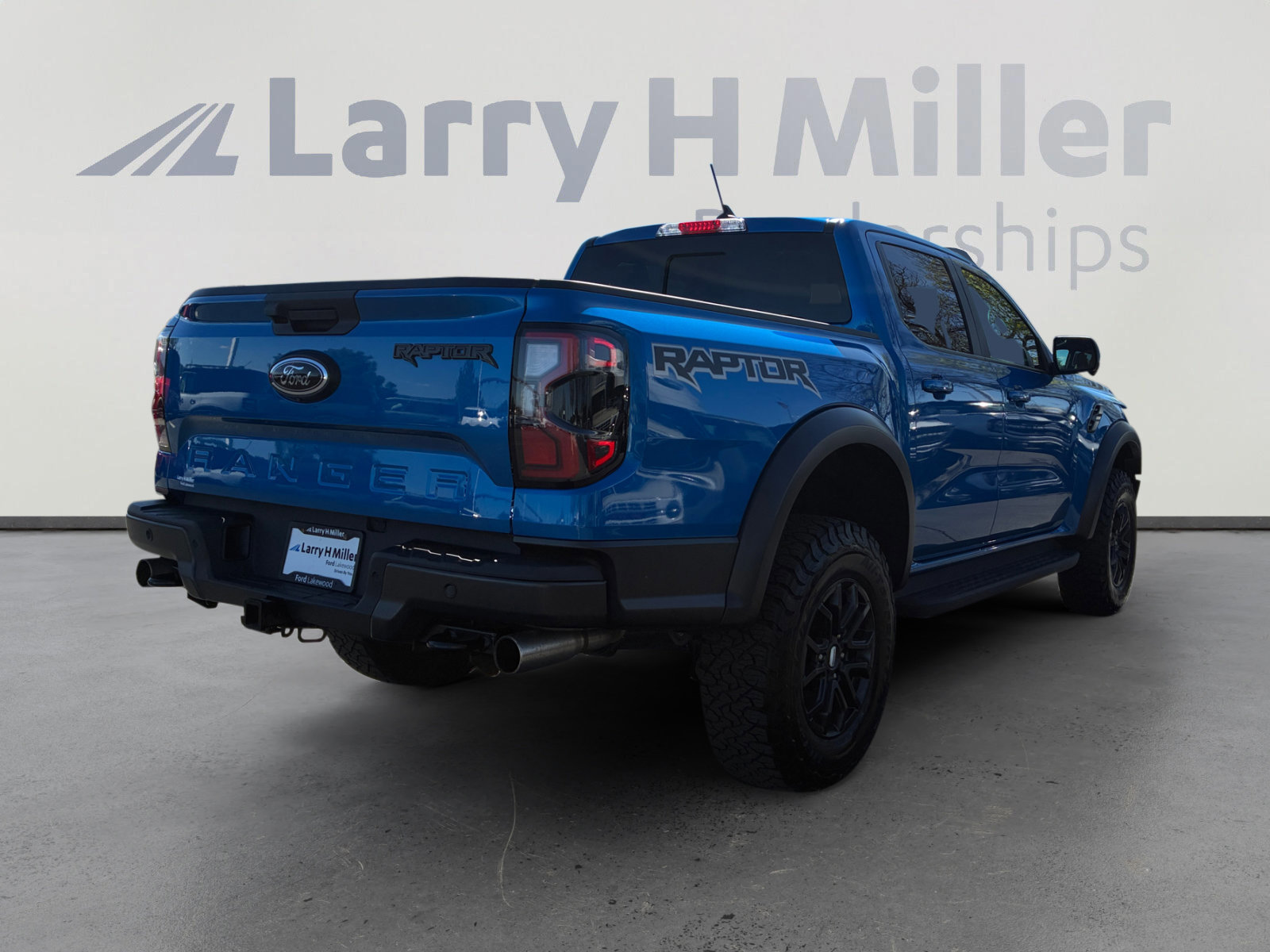 Certified 2025 Ford Ranger Raptor AWD/4WD image 5