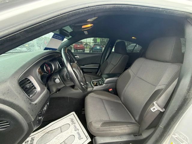 Used 2022 Dodge Charger SXT RWD image 16