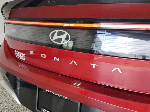 Used 2025 Hyundai Sonata SEL FWD image 6