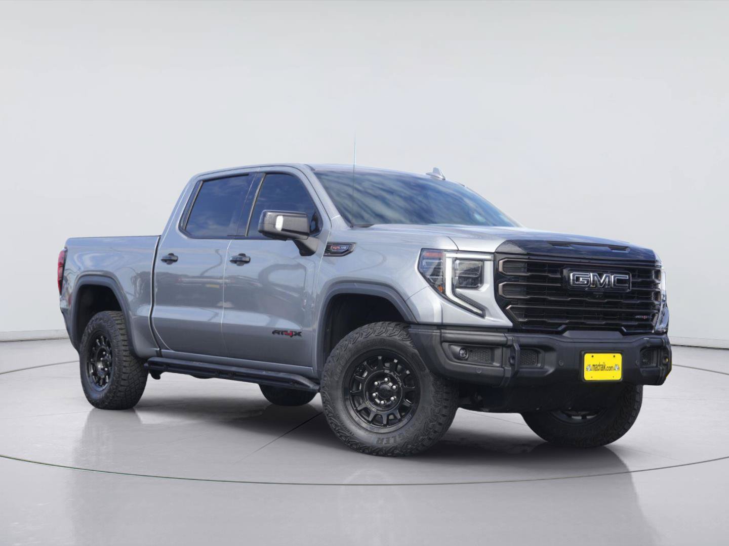 Used 2024 GMC Sierra 1500 AT4X w/ AT4X AEV Edition AWD/4WD image 2