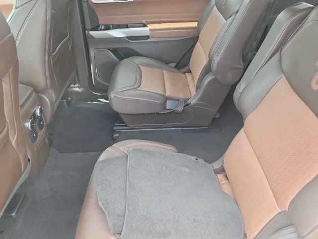 Certified 2023 Ford Explorer King Ranch w/ Technology Package RWD image 13