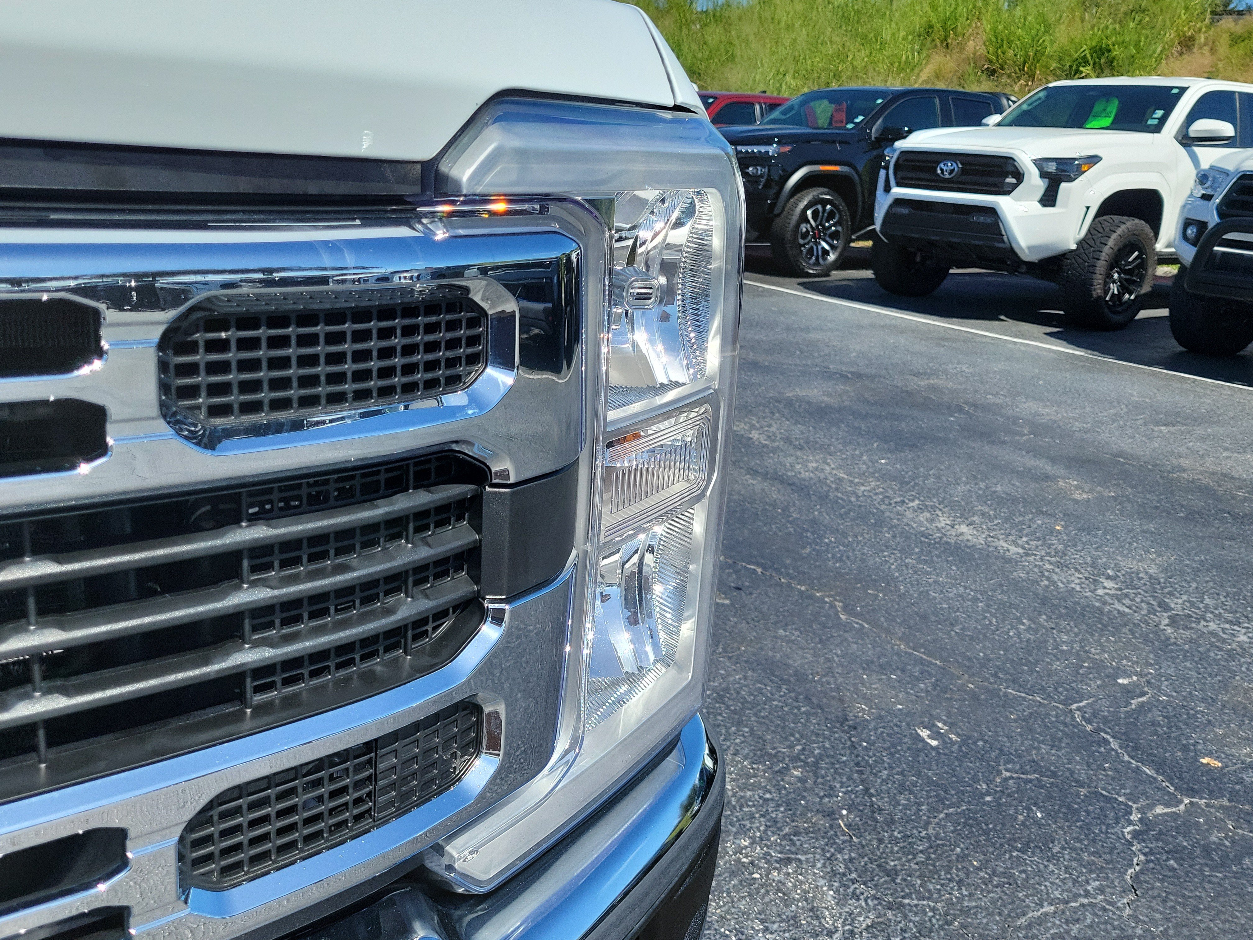 Certified 2026 Ford F250 XLT AWD/4WD image 3