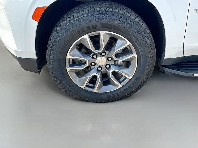 Used 2023 Chevrolet Tahoe LT w/ Luxury Package AWD/4WD image 24