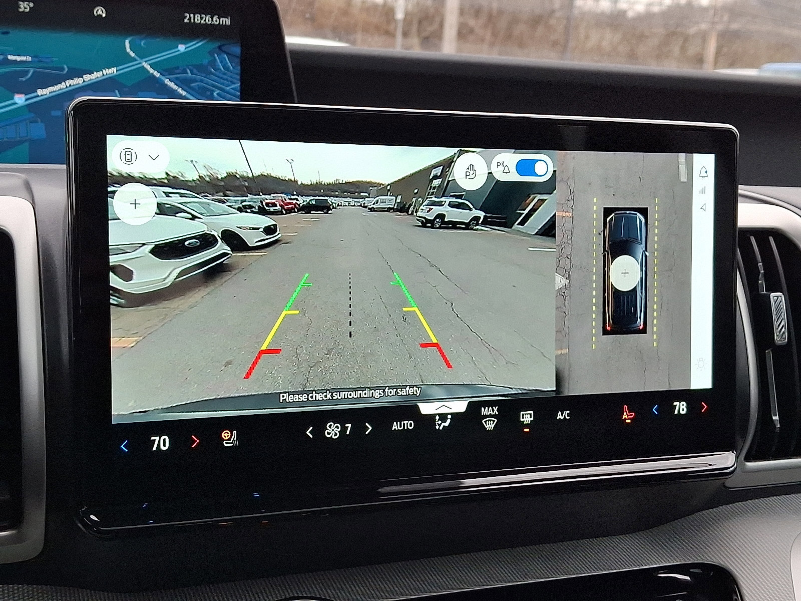 Certified 2025 Ford Expedition Active image 18