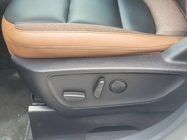 Certified 2025 Ford Bronco Sport Outer Banks w/ Outer Banks Tech Package+ AWD/4WD image 17