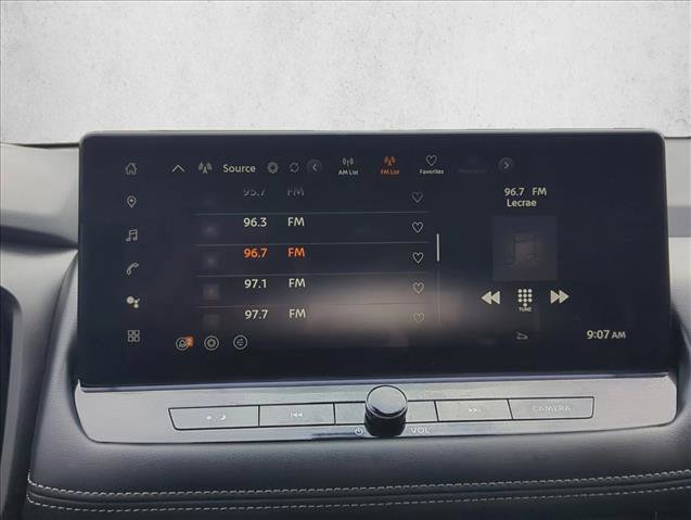 Used 2025 Nissan Rogue SL image 14