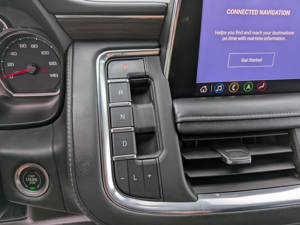 Used 2021 Chevrolet Suburban LT w/ Rear Media and Nav Package RWD image 41