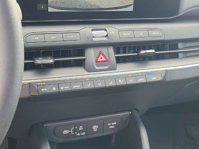 Used 2025 Kia K4 FWD image 27