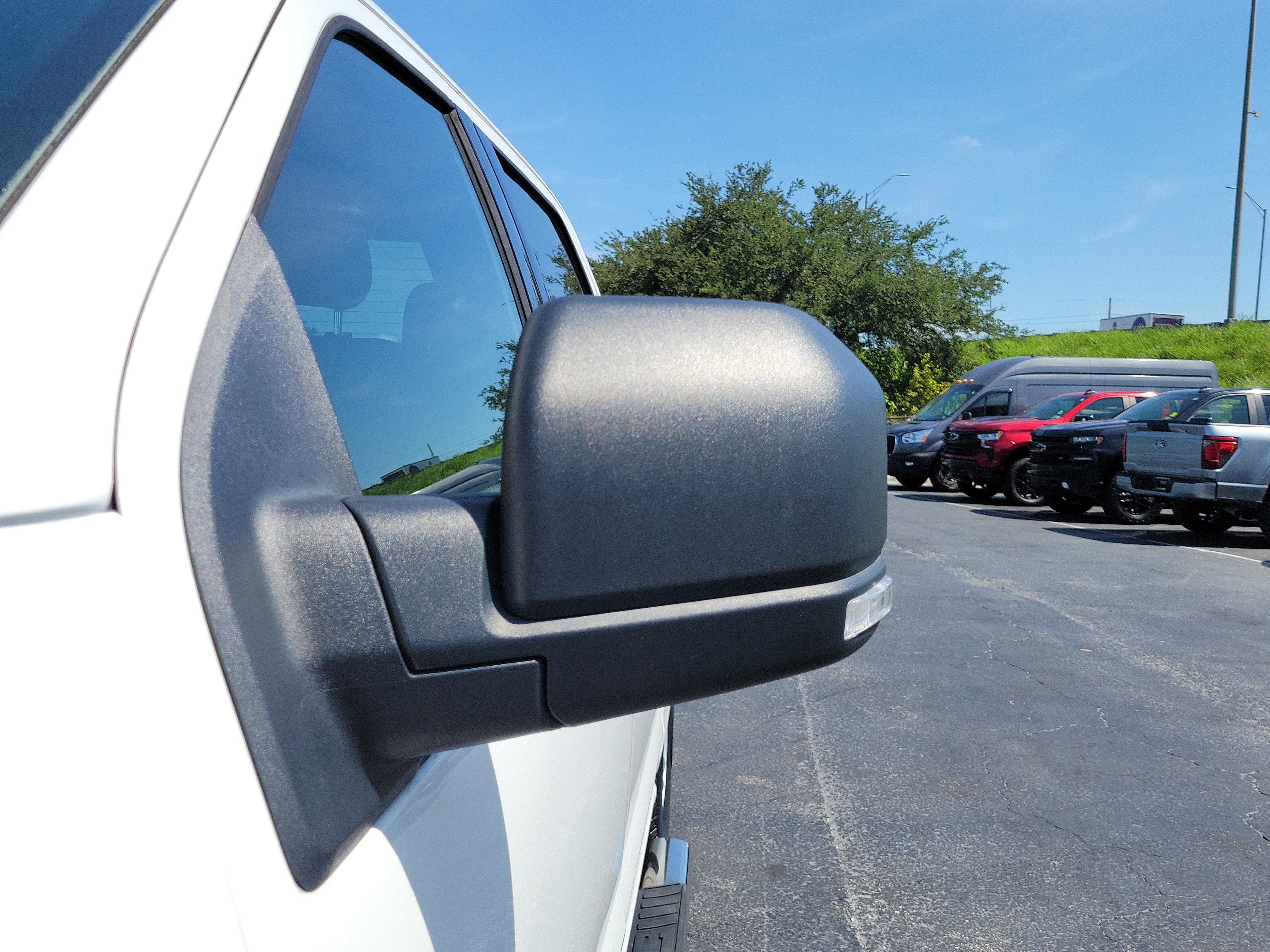 Certified 2019 Ford F150 XLT w/ Equipment Group 301A Mid RWD image 4