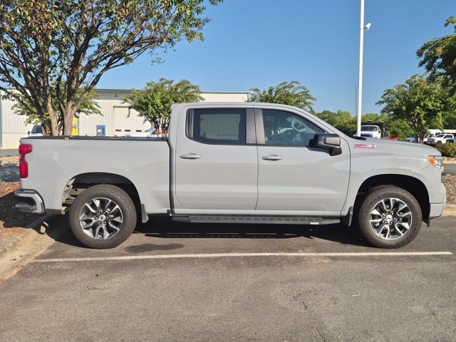 Used 2024 Chevrolet Silverado 1500 RST w/ Convenience Package II AWD/4WD image 3